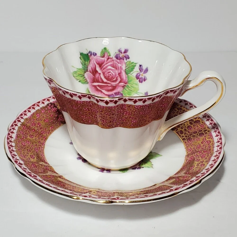 Unique Vintage vintage gladstone
